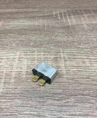 Audi A4 S4 B5 8D Other relay 443937105