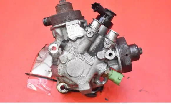 Volvo S60 Fuel injection high pressure pump 31372081