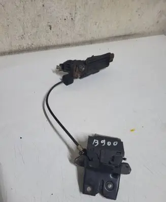 Mercedes-Benz E W211 Loading door lock A1717500085 A1717500185