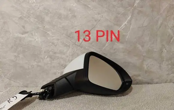 Volkswagen Golf VIII Front door electric wing mirror E4046162