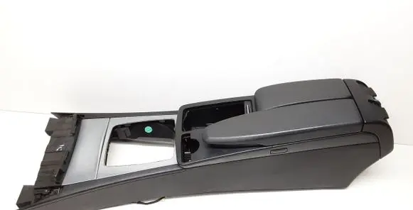 Mercedes-Benz C W204 Armrest A2046800150 A2045401307