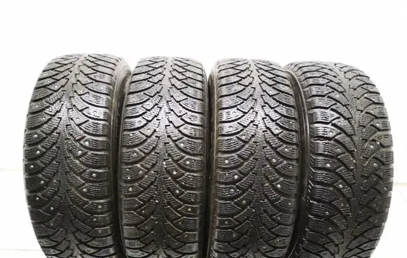 BMW 3 E46 R15 winter/snow tires with studs 18565R1588T HAKKAPELIITTA4