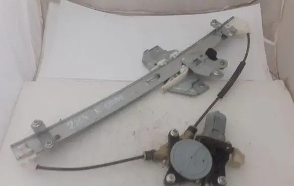 KIA Carnival Rear door window regulator with motor 824504D020