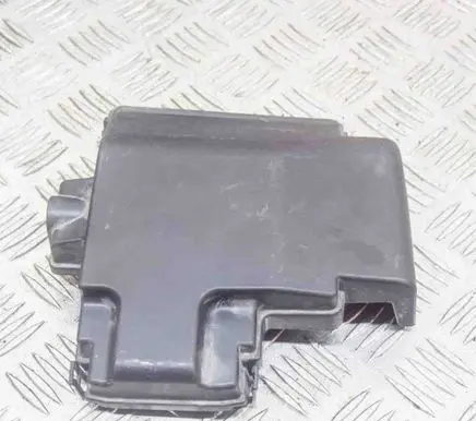Tesla Model S Fuse box cover 101327400C