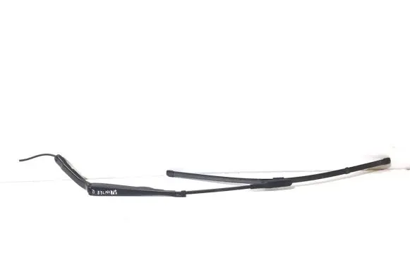 Mercedes-Benz Sprinter W906 Front wiper blade arm A9068200644