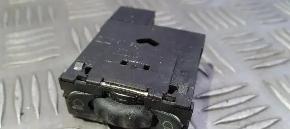 Renault Scenic I Headlight level height control switch 7700841235 6281