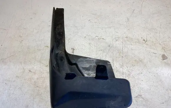 Lexus RX 450H Front mudguard 76621YY110A PU0604801TF1