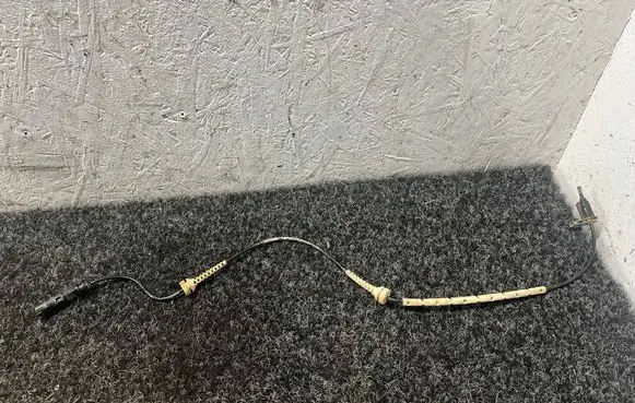 BMW X1 U11 Rear ABS sensor wiring 6891294