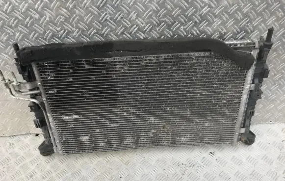 Ford Focus A/C cooling radiator (condenser)