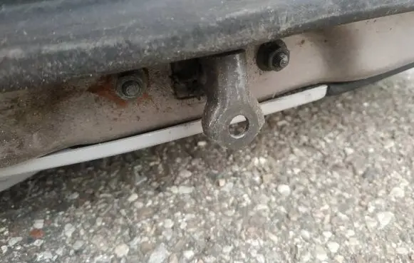 KIA Ceed Rear door check strap stopper