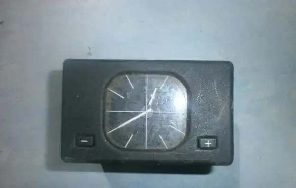 BMW 5 E34 Screen/display/small screen 1374282