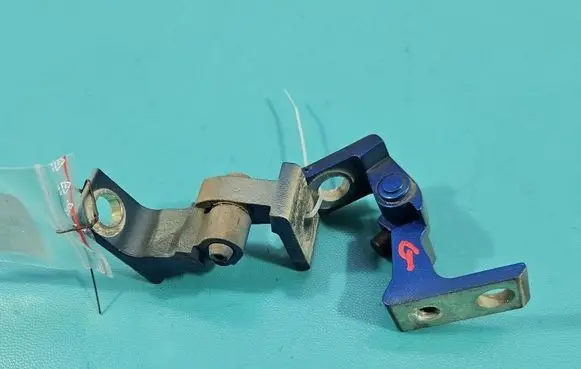 Skoda Octavia Mk3 (5E) Front door hinge set 7N0831401A IMPRK1568204