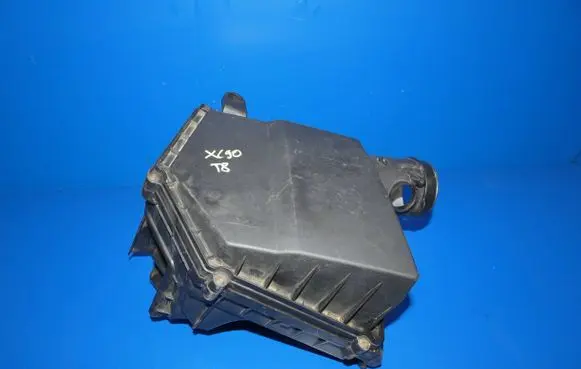 Volvo XC90 Air filter box 31474861