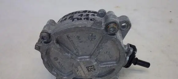 Opel Crossland X Vacuum pump 9812133880