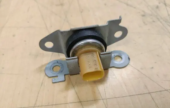 Land Rover Range Rover Sport L494 Acceleration sensor 8W833C190AB