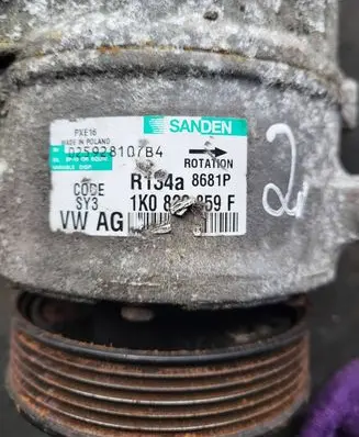 Volkswagen PASSAT B6 Air conditioning (A/C) compressor (pump) 1K0820859F R134A8681P 55592810