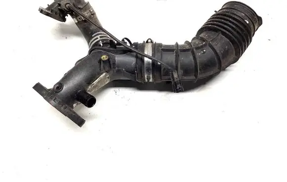 Nissan Qashqai Intercooler hose/pipe 165763328R 147138491R