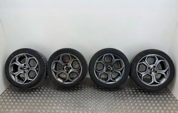Ford Ecosport R17 alloy rim 7JX17H2