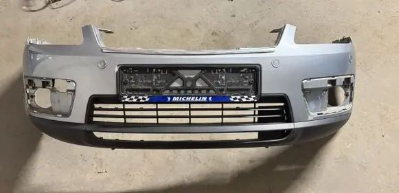 Ford Focus C-MAX Front bumper 3M51R17757