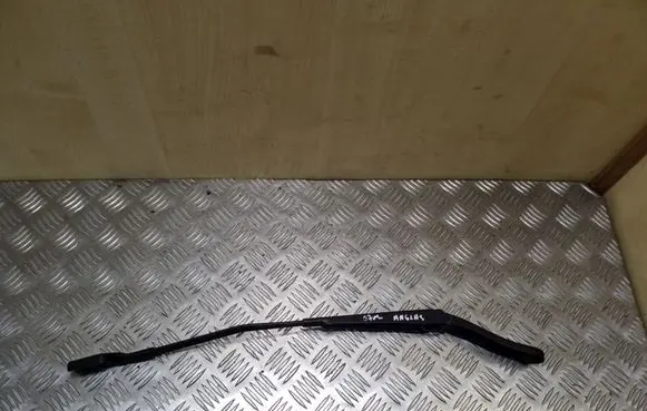 Volvo S80 Front wiper blade arm 30796037