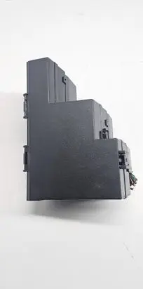 Jaguar S-Type Fuse module 71543276 E8T14A003EC