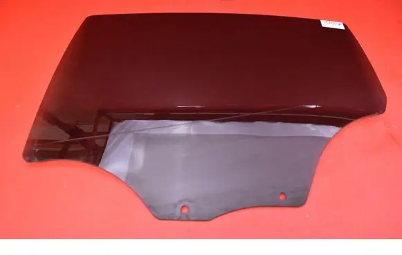 Peugeot 208 Rear door window glass