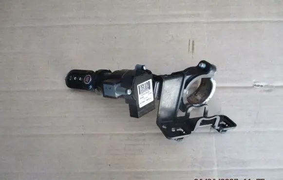Fiat 500L Ignition lock 00505254300