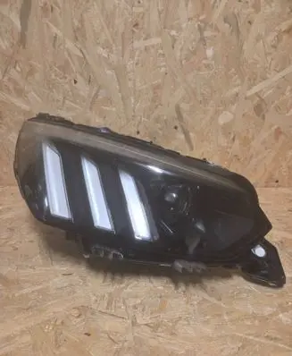 Peugeot 208 II Headlight/headlamp 01HCRP125 9823193480 90123734