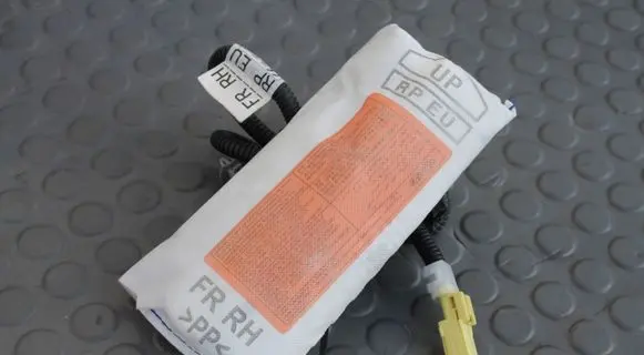 KIA Carens III Seat airbag