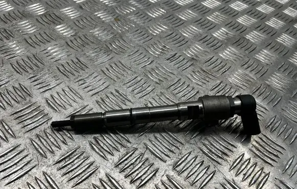Skoda Octavia Mk2 (1Z) Fuel injector 03L130277B