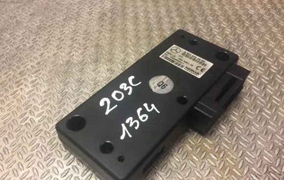 Mercedes-Benz C W203 Phone control unit/module 2038202585 A2038202585