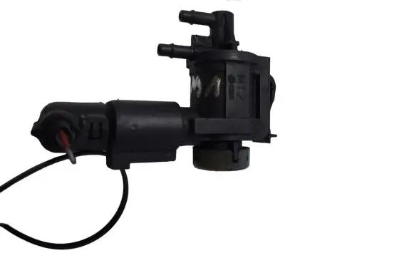 Volkswagen PASSAT B6 Turbo solenoid valve 1J0906283C