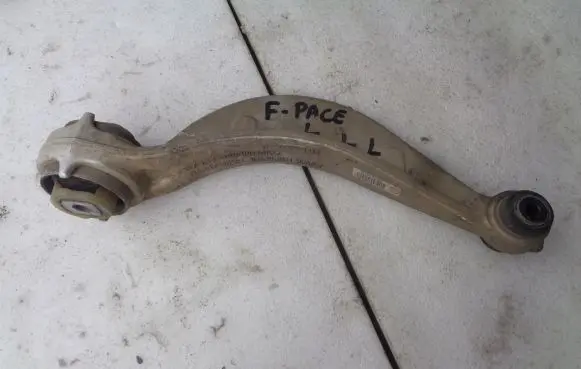 Jaguar F-Pace Front lower control arm/wishbone 983265556