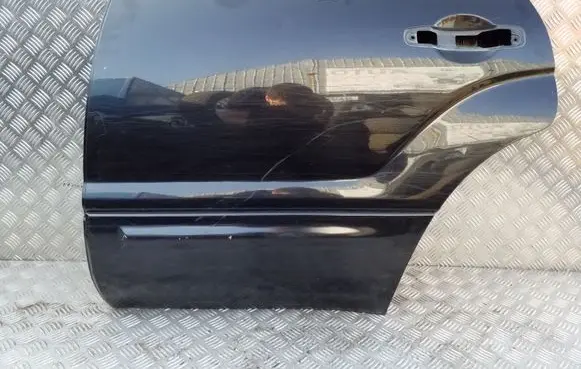 Subaru Forester SG Rear door