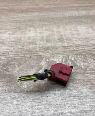 Volkswagen PASSAT B5 Plug wire 443971883B
