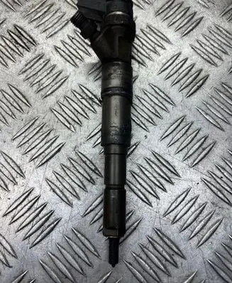 Fuel injector