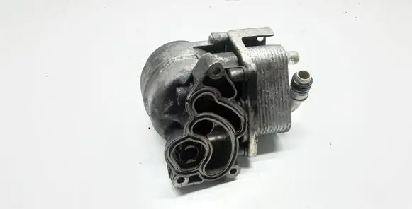 BMW 1 E82 E88 Oil filter mounting bracket 7574115