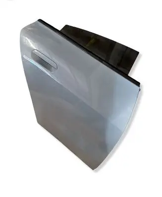 BMW i4 Rear door 