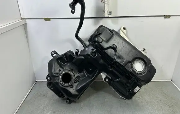 Audi A6 S6 C7 4G Fuel tank 4GX201021