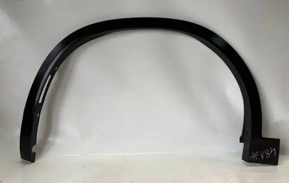 BMW X2 F39 Front arch trim 8069161