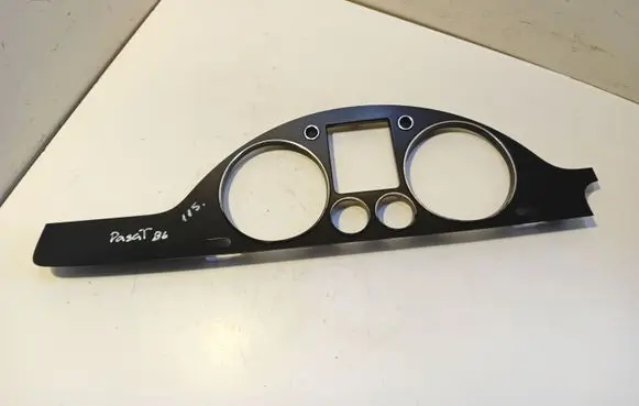Volkswagen PASSAT B6 Dashboard trim 3C1858335