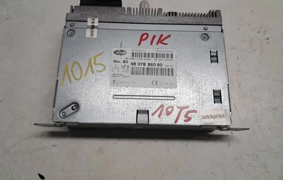 Citroen C4 II Picasso Radio/CD/DVD/GPS head unit 9807886080 503551220209 E031216700