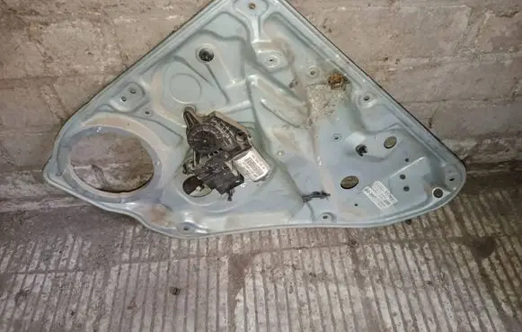 Volkswagen PASSAT B5 Rear door window regulator with motor 3B9839756 3B9839752AF