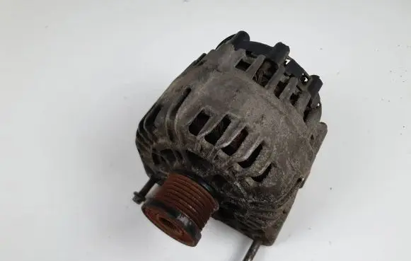 Renault Trafic II (X83) Generator/alternator