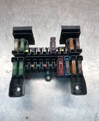 Mercedes-Benz E W211 Fuse box set 13943281C 2115450301