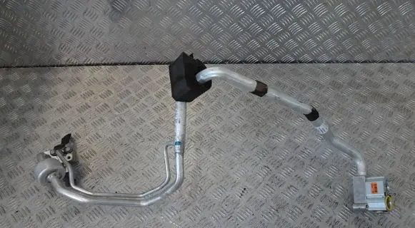 Volvo XC60 Air conditioning (A/C) pipe/hose 31497909