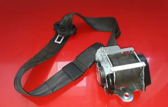 Skoda Superb B6 (3T) Front seatbelt 3T2857702 609846800 ZA90100846S