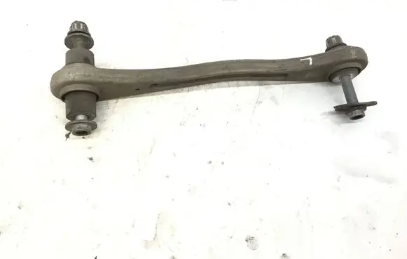 Mercedes-Benz C AMG W205 Rear control arm A2053520001