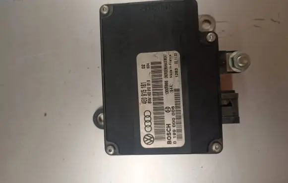 Audi A8 S8 D3 4E Battery control module 4E0915181 4E0910181B 0199000006