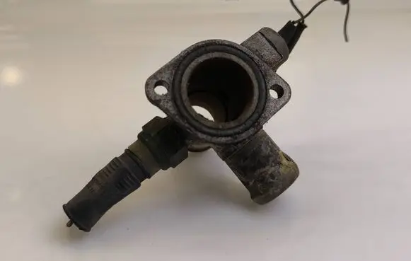 Audi A6 S6 C4 4A Vacuum valve 443919141A JDK28 02612113